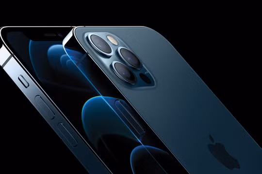 Hàng loạt mẫu iPhone giảm giá sốc dịp đầu năm mới 2021