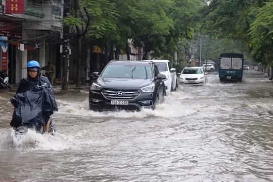 Dự báo thời tiết 10/9: Cảnh báo mưa lớn ở Nam Trung Bộ, Tây Nguyên, Nam Bộ