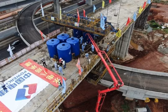Đội vốn 2 tỷ USD, Indonesia cố “xoay” tiền trả Trung Quốc xây nốt đường sắt cao tốc