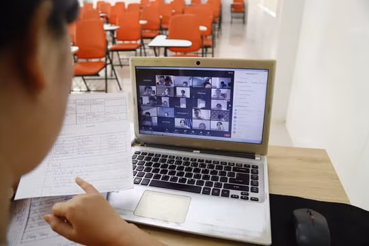 Học sinh TP.HCM sẽ bắt đầu năm học mới bằng hình thức trực tuyến