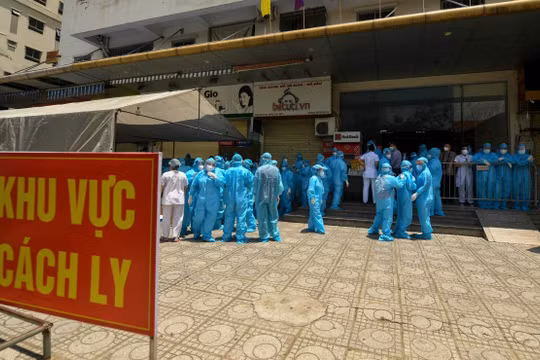 Hà Nội: Phong tỏa chung cư HH4C, kiểm soát ra vào Khu đô thị Linh Đàm