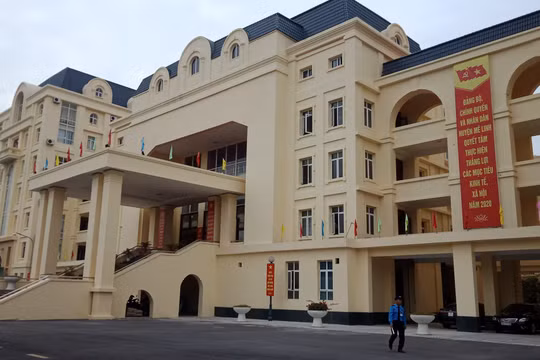 Vì sao UBND huyện Mê Linh né thông tin báo chí?