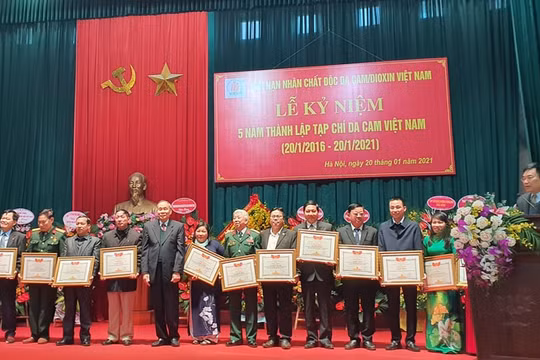 Tạp chí Da cam Việt Nam: Lan tỏa tình yêu thương trong cộng đồng