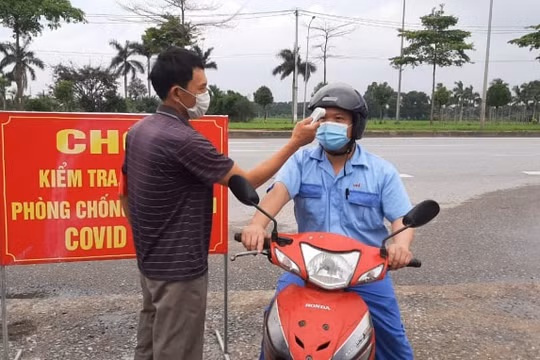 Thủ tướng tặng Bằng khen 3 tập thể và 4 cá nhân có thành tích trong chống dịch