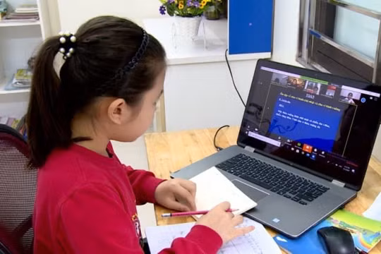 Dạy học trực tuyến phải chọn khung giờ phù hợp, không gây khó học sinh