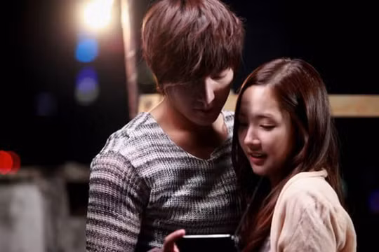 Những mỹ nhân xứ Hàn từng sánh đôi với Lee Min Ho