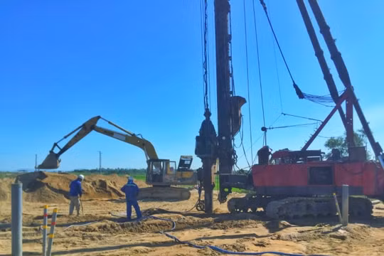 Tháo gỡ khó khăn cho công tác thi công cao tốc Bắc Nam đoạn Mai Sơn - Quốc lộ 45