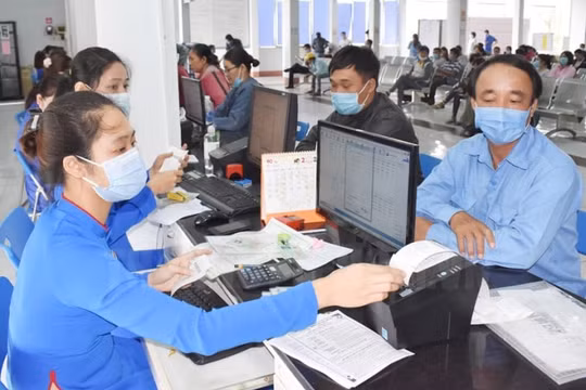 Tiếp tục mở bán vé tàu Tết phục vụ hành khách