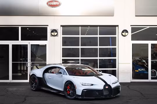 Mỹ: Chiếc xe Bugatti Chiron Pur Sport đầu tiên đã đến được tay khách hàng