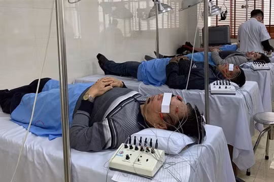 Gia tăng bệnh nhân liệt mặt, méo miệng do thời tiết lạnh