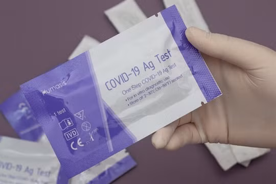 Kiến nghị đưa sản phẩm test nhanh COVID-19 vào bình ổn giá, Bộ tài chính nói gì ?