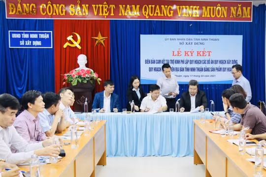 Tập đoàn ﻿Crystal Bay tài trợ quy hoạch phát triển nhiều vùng quan trọng của Ninh Thuận