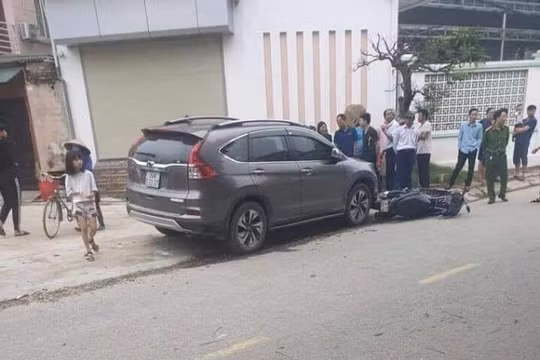 Phú Thọ: 2 mẹ con chết thảm sau va chạm với xe ô tô