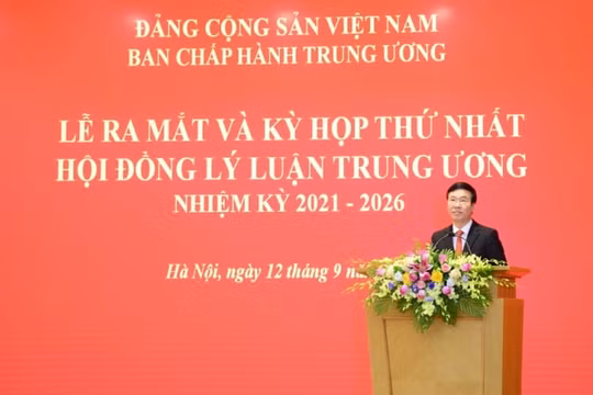 Xây dựng các chuyên đề lý luận có chất lượng phục vụ nghiên cứu của Bộ Chính trị, Ban Bí thư