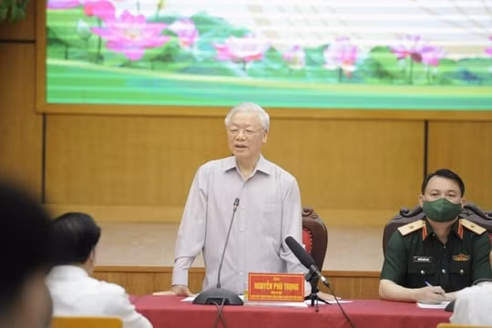 Tổng Bí thư: “Cán bộ chức vụ càng cao càng phải gương mẫu”