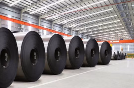 Giá thép tăng, doanh nghiệp ngành thép tích trữ tồn kho đối diện với những rủi ro gì?