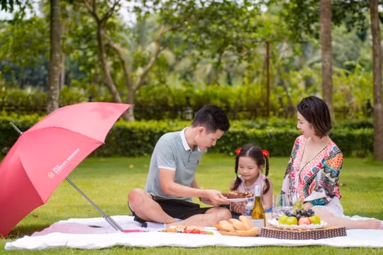 Học sinh nghỉ hè sớm, đi đâu để cả gia đình "xả hơi" mà vẫn an toàn?