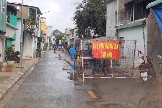 TP. HCM yêu cầu thực hiện quyết liệt các giải pháp phòng, chống dịch Covid-19