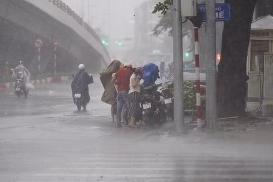 Dự báo thời tiết 29/10: Đông Bắc Bộ và Trung Bộ mưa lớn