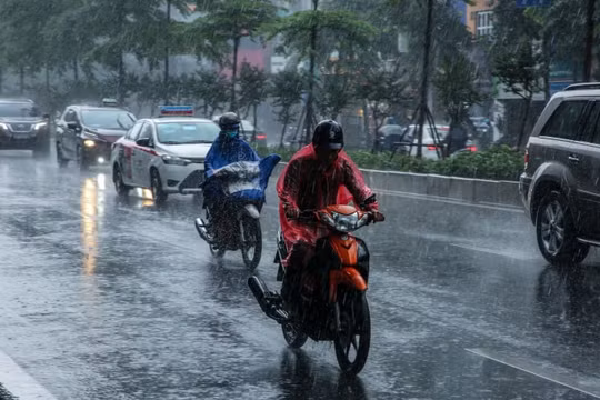 Dự báo thời tiết 31/8: Cả nước tiếp tục có mưa rào và dông