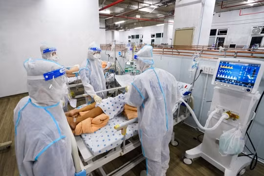 TPHCM: Cứu sống thai phụ mắc COVID-19 phổi đã bị hư hỏng nặng