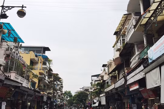 Những trường hợp bán nhà tới “siêu cò” còn phải chào thua