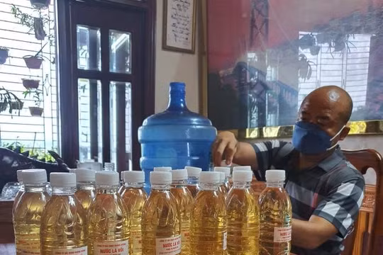 “Dự án” 20.000 chai nước vối quê hương gửi vào khu cách ly