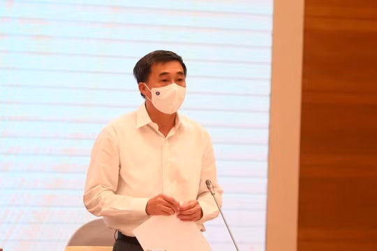 Thứ trưởng Bộ Y tế Trần Văn Thuấn: Có thể tiêm tối đa 2 triệu liều vaccine mỗi ngày