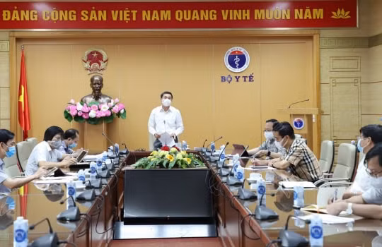 Thứ trưởng Trần Văn Thuấn: Tận dụng “thời gian vàng” tìm các ca F0 đưa ra khỏi cộng đồng