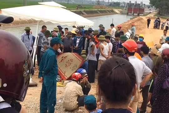 Thi thể nam sinh lớp 6 được tìm thấy sau 1 ngày đuối nước