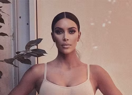 Kim Kardashian trở thành tỷ phú USD