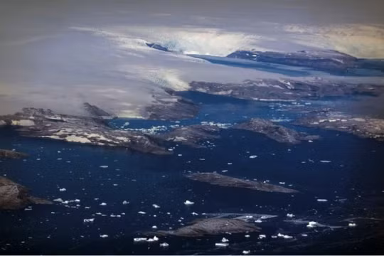 Greenland tước giấy phép khai thác quặng sắt của công ty Trung Quốc