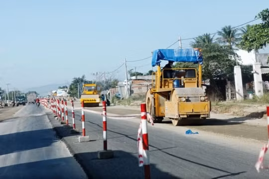 Xử lý các nhà thầu để xảy ra tồn tại trong công tác bảo dưỡng thường xuyên