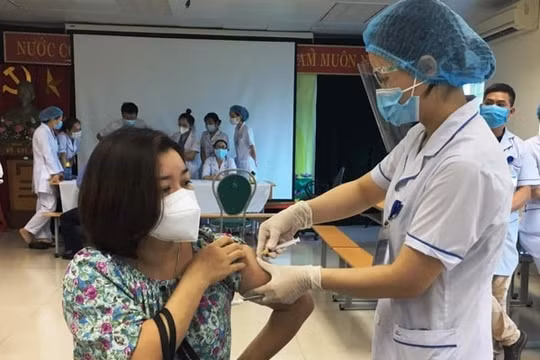 Bộ Y tế phê duyệt có điều kiện vaccine COVID-19 Vero Cell của Trung Quốc