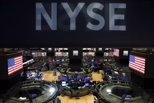 Sàn giao dịch New York bắt đầu hủy niêm yết 3 công ty viễn thông Trung Quốc