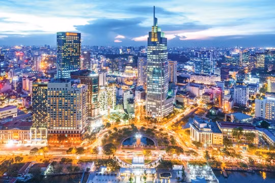 Cho một Việt Nam mạnh mẽ, phồn vinh