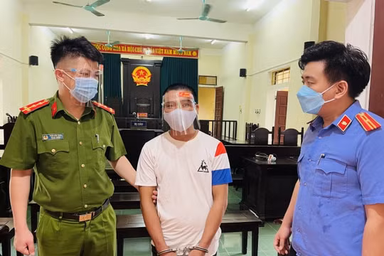 Thanh Hoá: Phạt tù kẻ chống người thi hành công vụ tại điểm chốt chống dịch