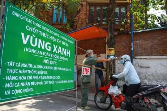 Hà Nội sẽ xây dựng lộ trình nới lỏng như thế nào sau ngày 15/9?