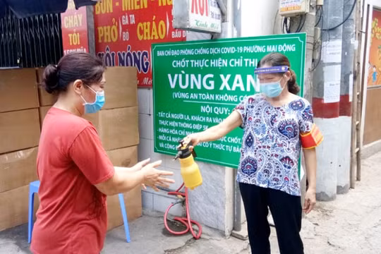 Hà Nội siết chặt quản lý, giám sát việc đi lại, dập tắt nhanh nhất các ổ dịch mới