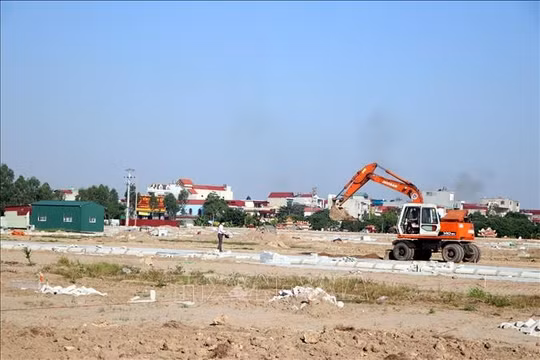 Từ 1/9: Nhà nước thu hồi đất nông nghiệp, người dân sẽ được hỗ trợ đổi nghề