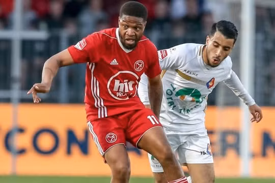 Cựu sao Ajax bị sát hại