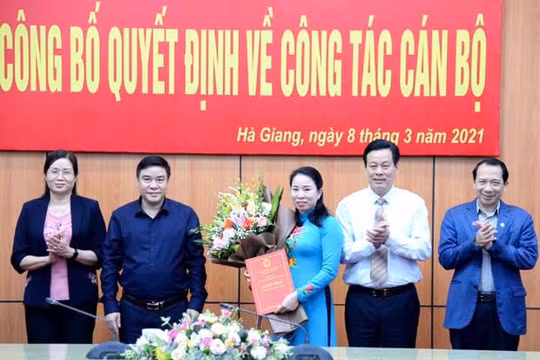 Bổ nhiệm bà Hoàng Thị Hằng giữ chức vụ Giám đốc Đài PT-TH Hà Giang