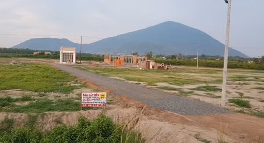 Thủ tướng yêu cầu nghiên cứu, xử lý thông tin tăng giá đất làm khó doanh nghiệp