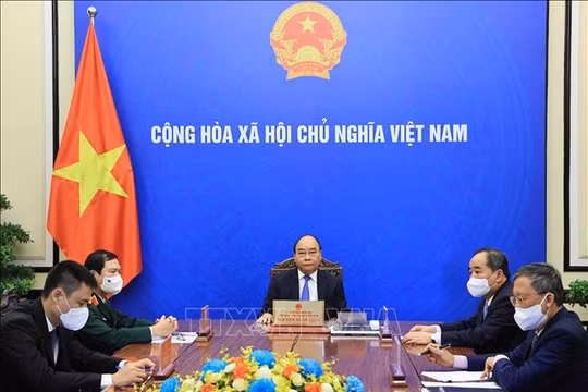 Chủ tịch nước Nguyễn Xuân Phúc điện đàm chúc mừng Tổng Thư Ký Liên hợp quốc Antonio Guterres