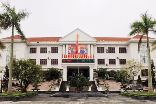 Bắc Ninh: Thu hồi đất không nằm trong Nghị quyết, huyện Yên Phong “đổ lỗi” do soạn thảo văn bản!
