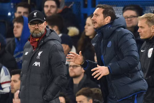 HLV Klopp tỏ ra đau buồn trước sự ra đi của thuyền trưởng Lampard