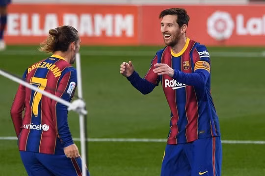 Người của Barca phẫn nộ sau vụ hợp đồng của Messi bị lộ