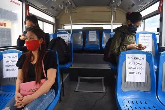 Hà Nội: Từ chối vận chuyển hành khách không tuân thủ quy định phòng dịch