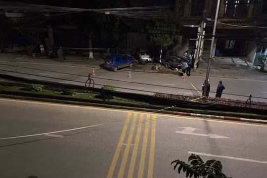Bắc Kạn: Ô tô tông nhau liên hoàn, 1 phụ nữ tử vong