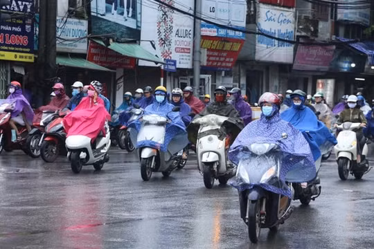 TP. HCM nắng nóng giảm, xuất hiện mưa vài nơi